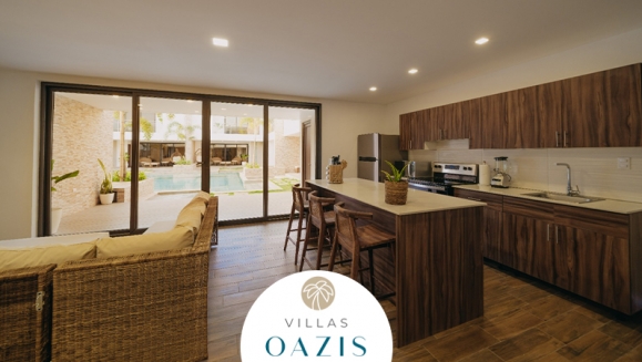 [Imagen:¡Paga Q3,999 en Lugar de Q6,640 por Estadía de Fin de Semana (2 Noches) Hasta Para 10 Personas en Villa de Lujo Equipada en Monterrico: Habitaciones con A/C, Cocina Completa, Comedor, Sala, Jacuzzi Privado, Piscinas, Áreas Para el Descanso y Más!]
