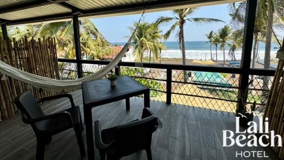 [Imagen:¡Paga $75 en Lugar de $150 por Estadía de 1 Noche para 2 Personas en Playa Barra Salada, Sonsonate + Desayunos Típicos!]