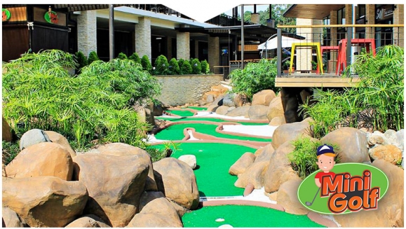[Imagen:¡Paga Q45 en lugar de Q125 por Pase hasta para 5 Personas para Jugar Mini-Golf en The Shops At Muxbal!]