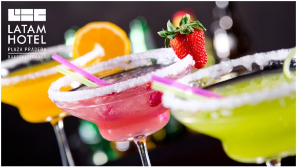 [Imagen:¡Paga Q699 en lugar Q1,400 por Estadía Familiar en LATAM: Habitación Doble Queen para 2 Adultos y hasta 2 Niños + Desayunos Buffet + 2 Cócteles de Bienvenida + 1 Nachos + 2 Bebidas + Acceso al Roof Top con Piscina Climatizada, Jacuzzi y Más!]