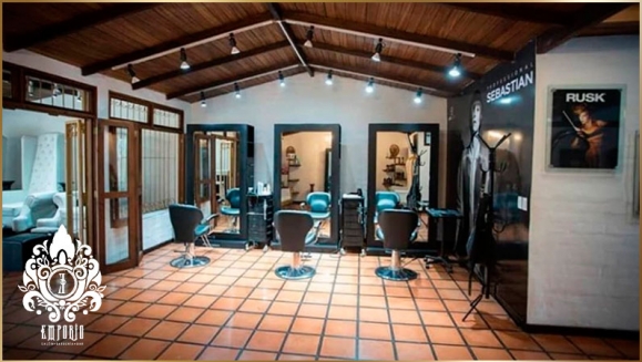 [Imagen:¡Paga $40 en Lugar de $130 por Alisado de Batana o Macadamia + Tratamiento Reparador de Células Madre + Lavado Spa + Secado + Corte de Cabello + Manicure Spa + Esmaltado en Manos!]