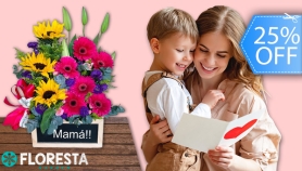 [Image: Arreglo de Floral para Mamá: Caja de Madera, Lirios, Girasoles, Gerberas y Más.m]