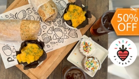 [Image: 2 Burritos Veganos + 2 Nachos con Queso + 2 Tés Helados + 2 Cupcakesm]