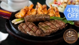 [Image: Parrillada Mar y Tierra Para 2: Lomito, Camarones, Chorizo, Bebida, Guarniciones, Postres y Cafésm]