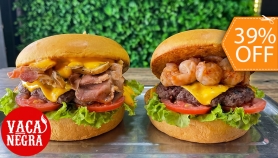 [Image: 2 Hamburguesas: “Camaronera” y “Cheesy Bacon" + 2 Papas Fritas + 2 Limonadas Naturales de la Casam]